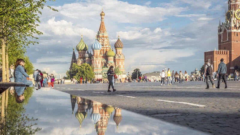 Названы популярные направления в РФ среди иностранных туристов